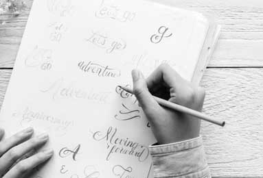 4胜1平仍下课！卡里克被豪门算死，图赫尔才是曼联那枚止痛药